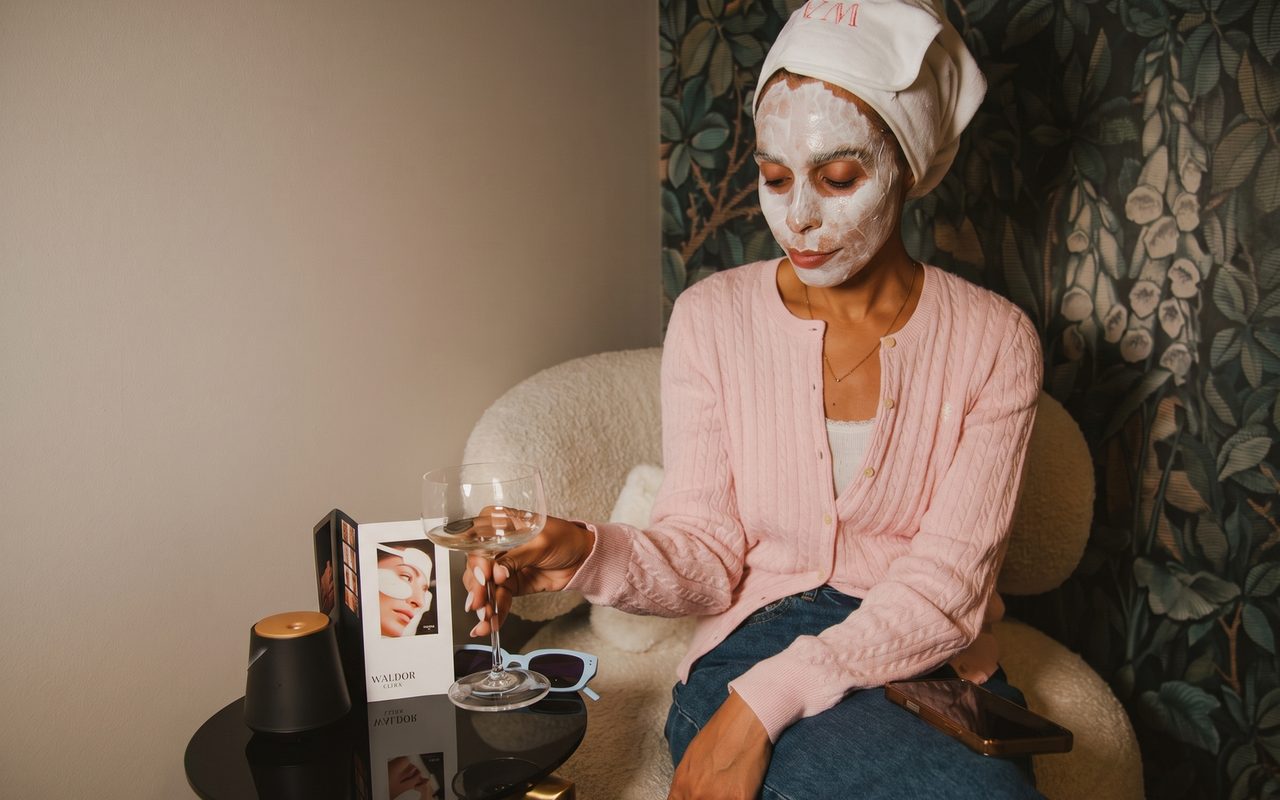 HydraGlass™ Facial at Waldor Clinic, Great Portland Street London